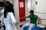 Fisioterapia e pediatria se encontram em um momento importante e divertido